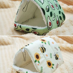 Cute Cartoon Winter Rabbit Squirrel Mini Cage Guinea Pig Nest Small Animal Mice Rat Pet Sleeping Bed Hamster House Warm Soft Mat